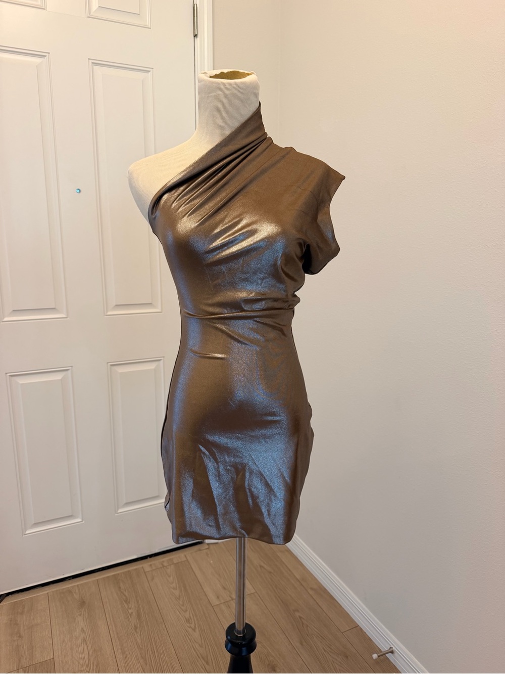 CouCoo Gagnon Dress in the signature shade "Lucky Penny"